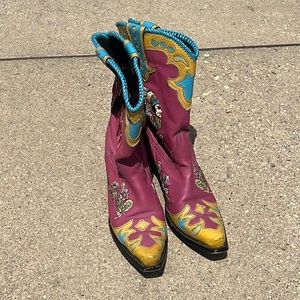 Double D Ranch Retro Rodeo Embroidered Cowgirl Boots